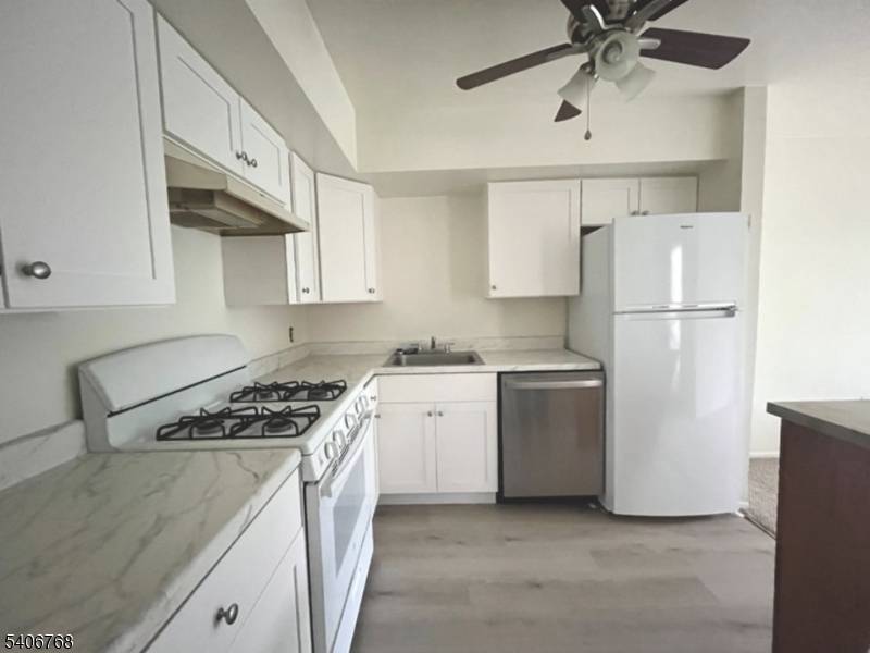 Glen Gardner Boro, NJ 08826,409 Spruce Hills Dr #409