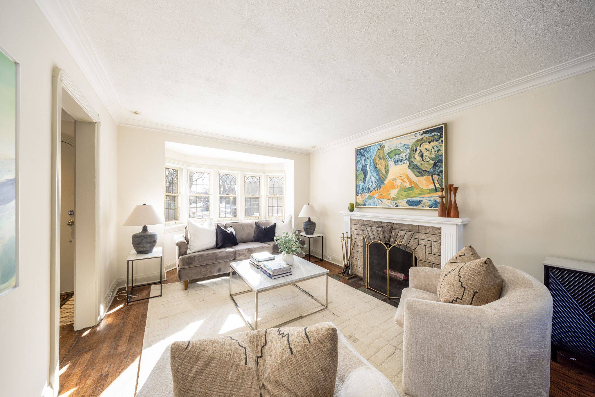 Toronto C11, ON M4G 1R9,38 McRae DR