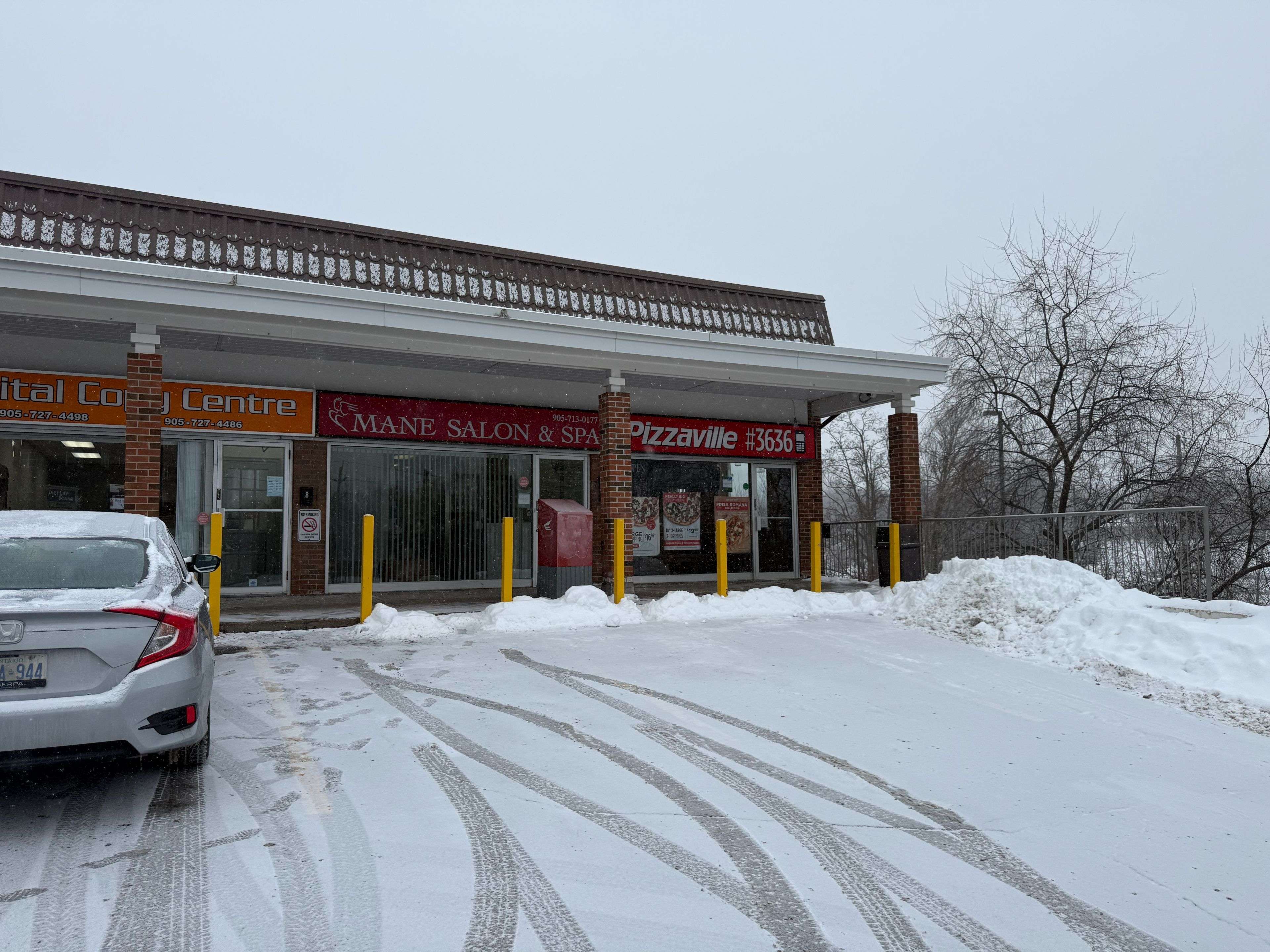 Aurora, ON L4G 1N9,15408 Yonge ST #9