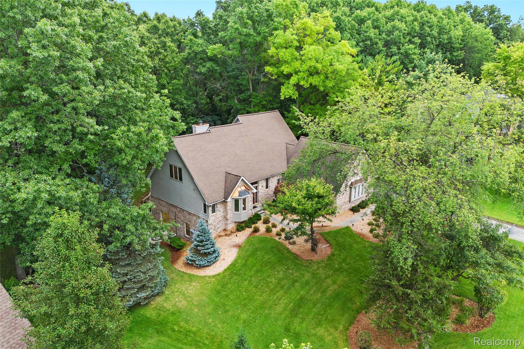 Brighton, MI 48116,7837 Partridge Hill DR