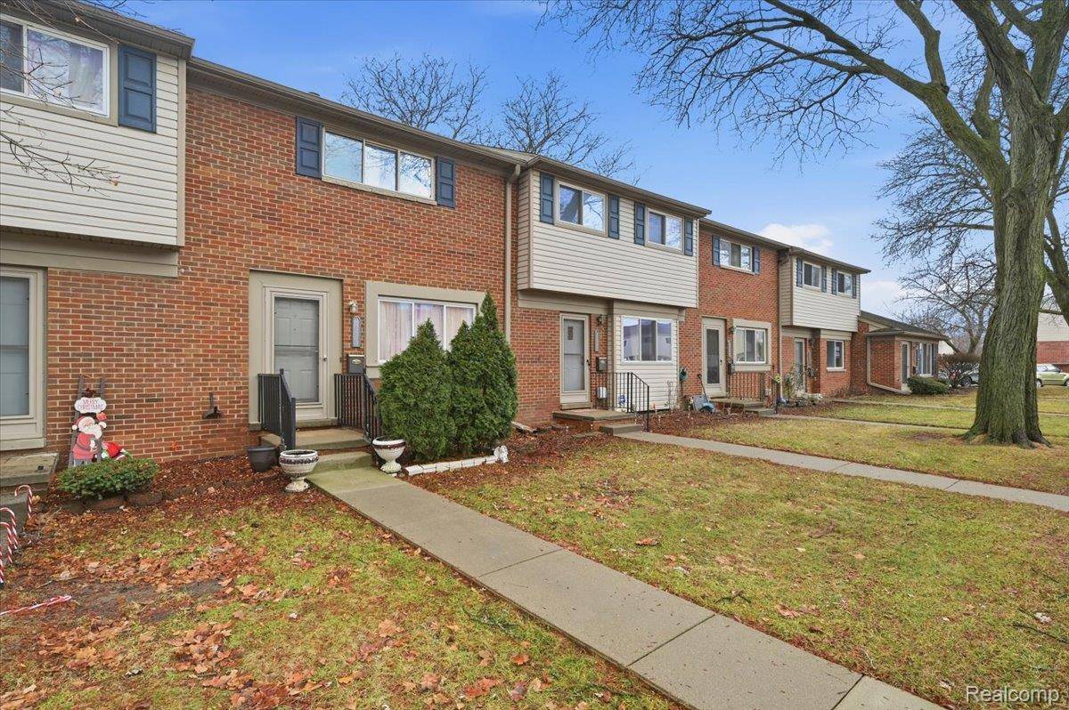 Roseville, MI 48066,25713 Salem ST