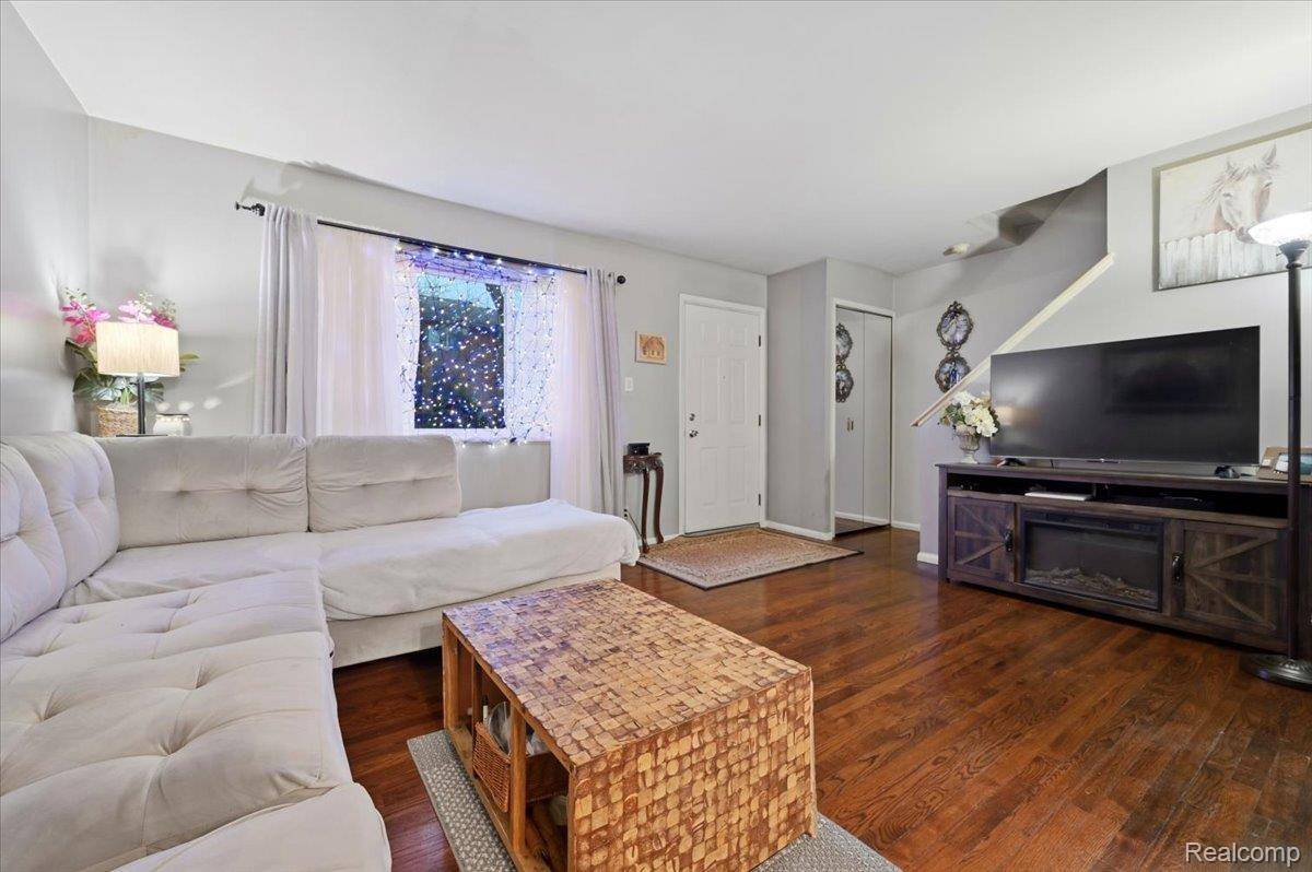 Roseville, MI 48066,25713 Salem ST