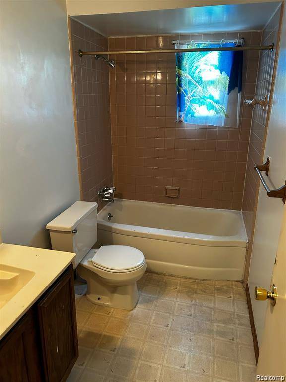 Redford, MI 48239,15760 LENORE