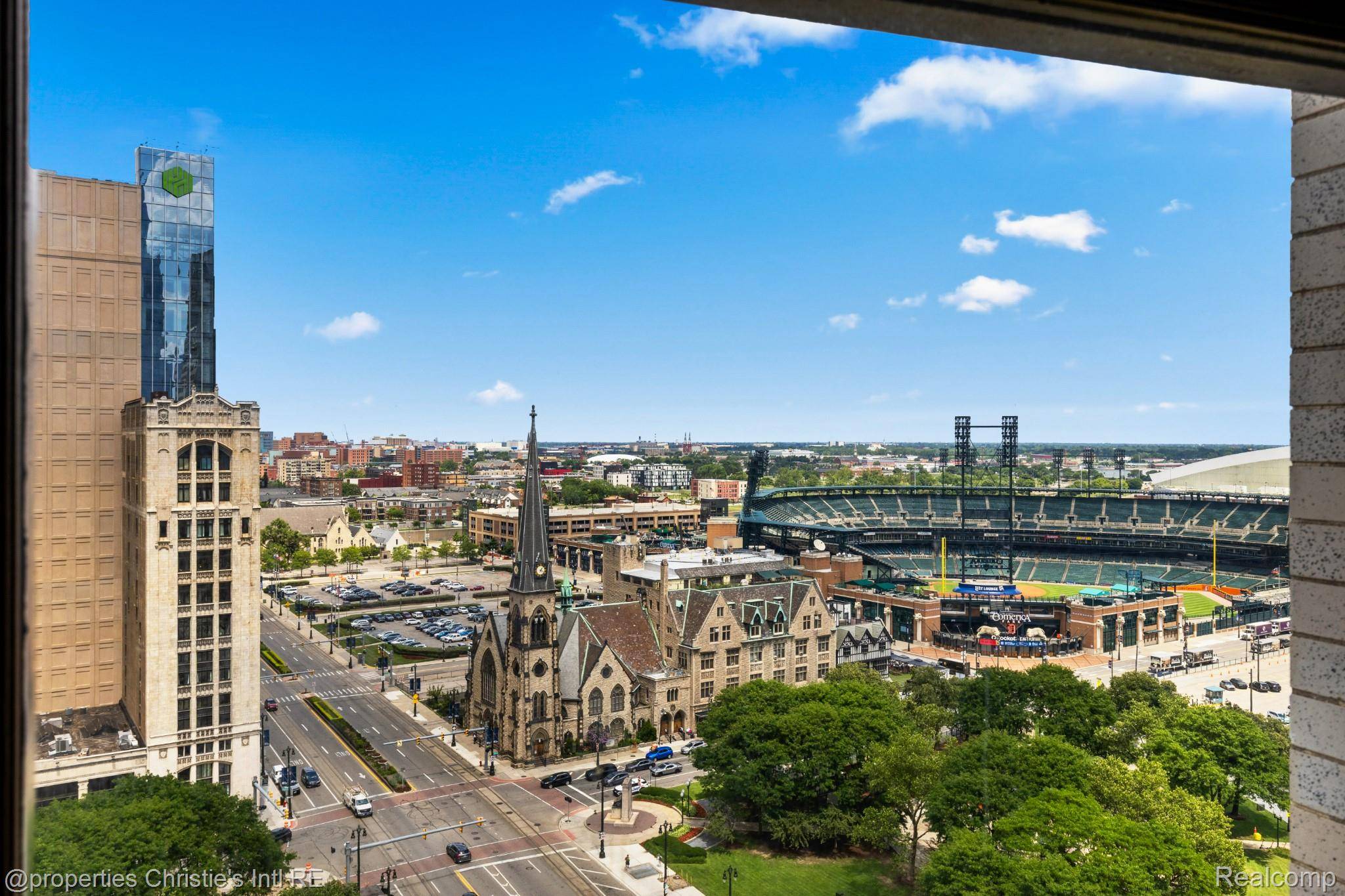 Detroit, MI 48226,1 Park AVE #1509