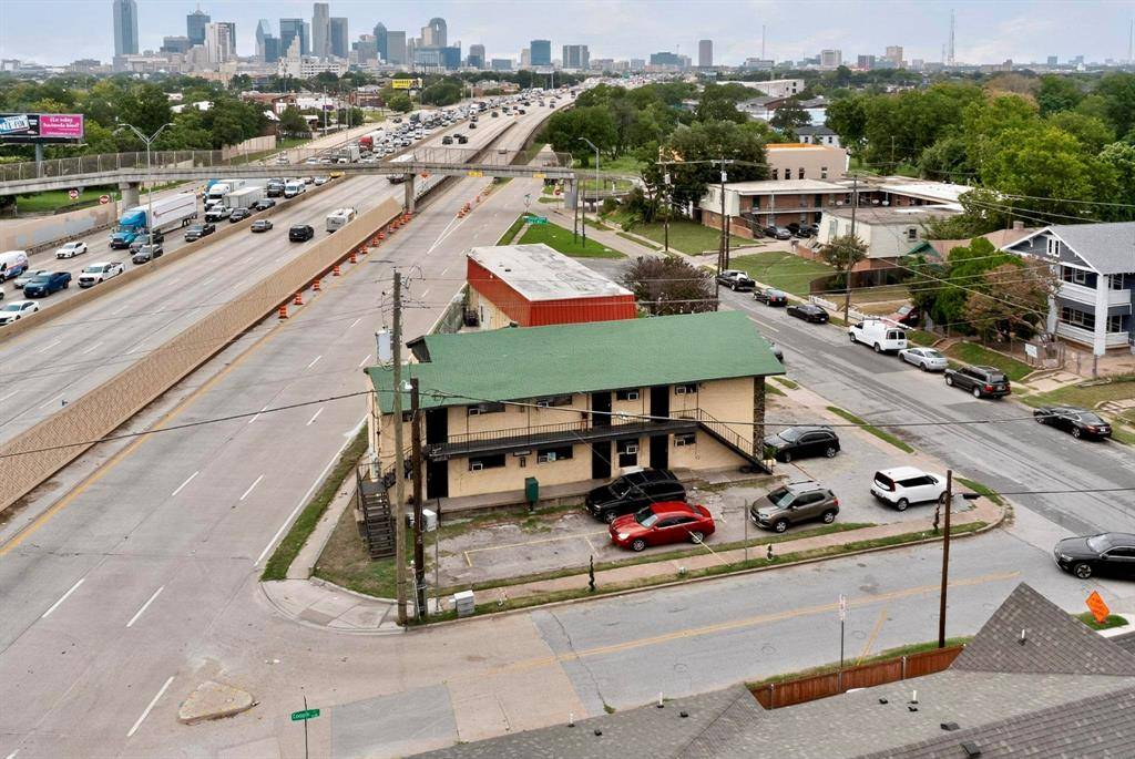 Dallas, TX 75215,3525 Colonial Avenue