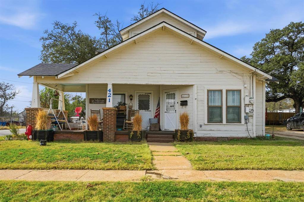 Breckenridge, TX 76424,421 S McAmis Street