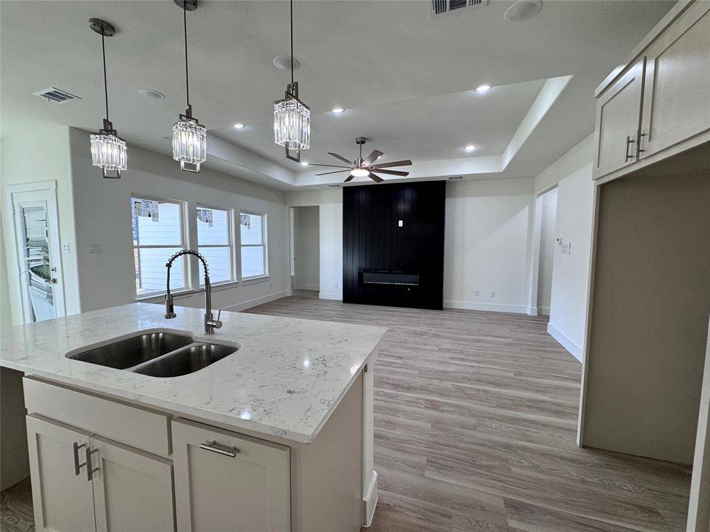 Dallas, TX 75215,2820 Pennsylvania Avenue