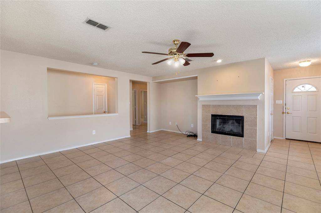 Fort Worth, TX 76120,7928 Meadow Spring Lane