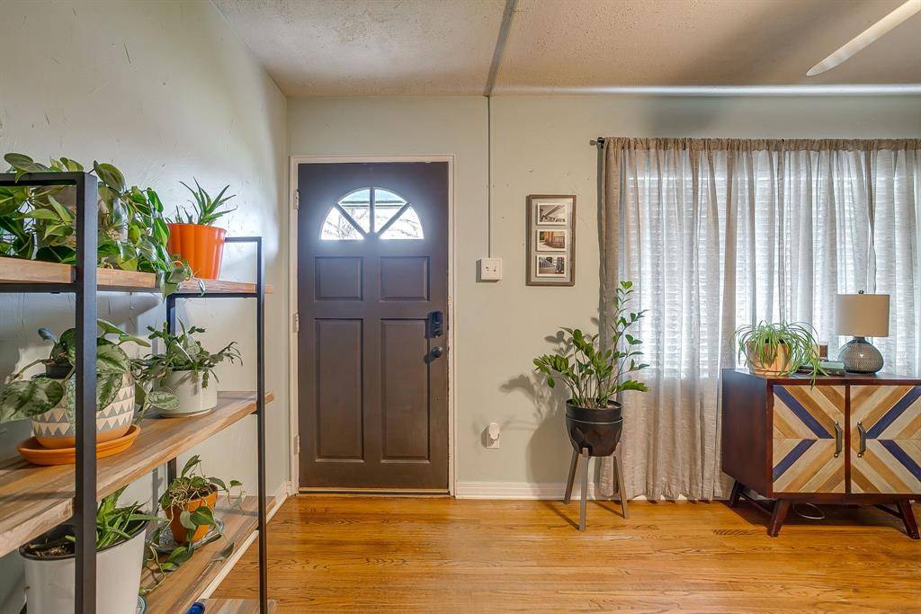 River Oaks, TX 76114,605 Schieme Street