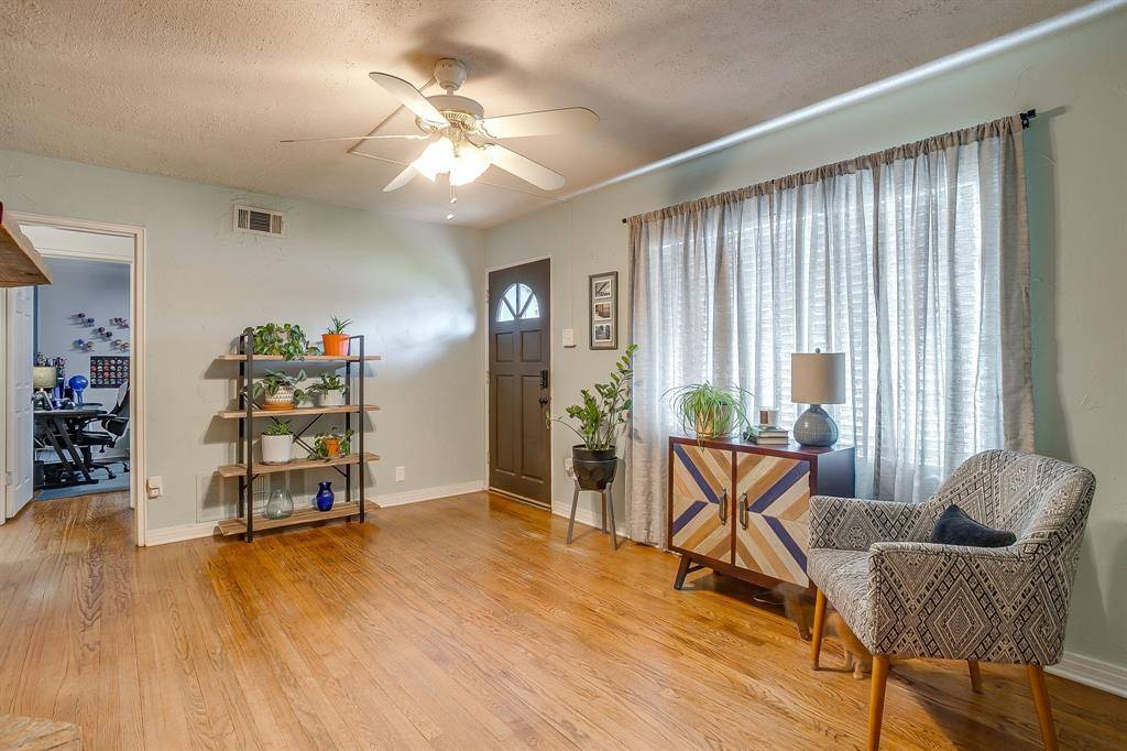 River Oaks, TX 76114,605 Schieme Street