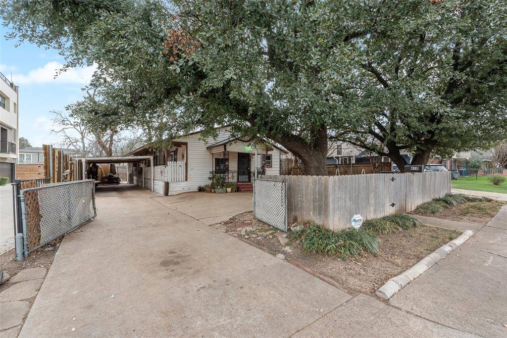 Dallas, TX 75208,610 W 12th Street