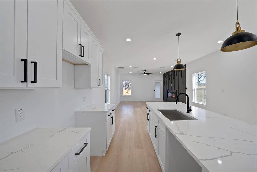 Dallas, TX 75215,2404 Scott Street