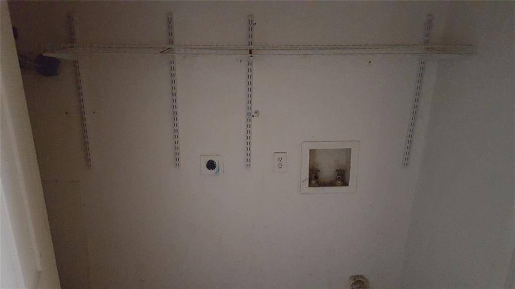 Arlington, TX 76010,1037 Southmoor Drive