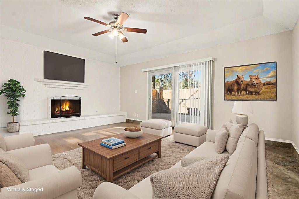 Bedford, TX 76021,2109 Oakmeadow Street