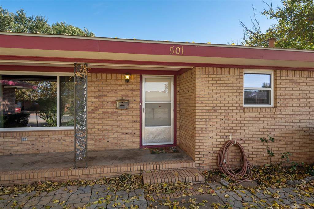 Burkburnett, TX 76354,501 S Hilltop Street