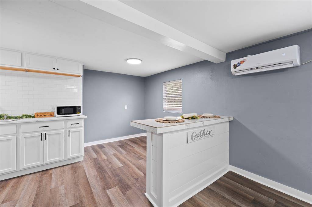 Whitney, TX 76692,107 Avenue B Avenue