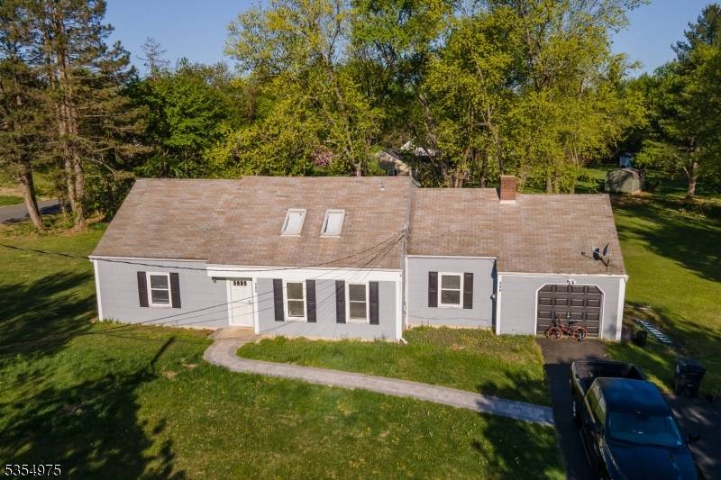 Greenwich Twp., NJ 08886,908 Maple Drive