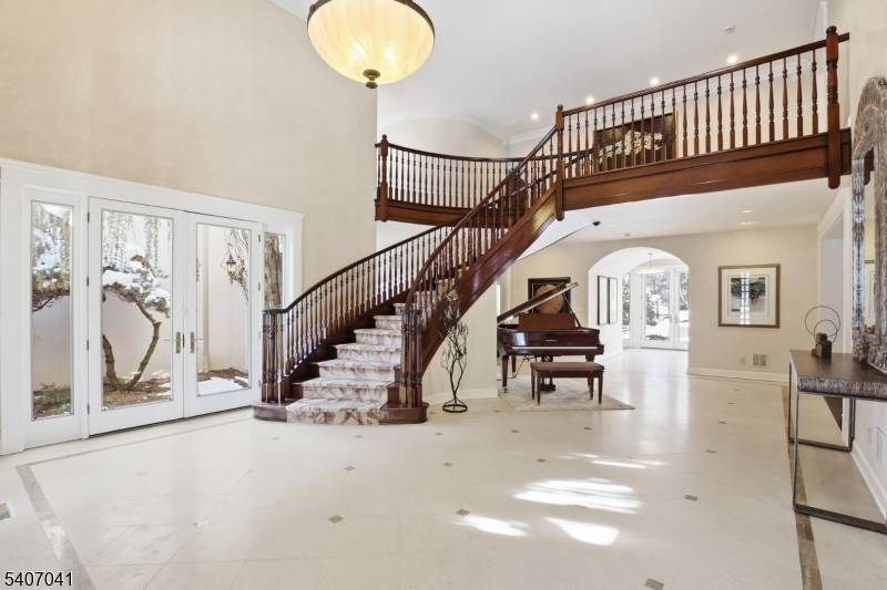 Livingston Twp., NJ 07039,4 Grasmere Ct