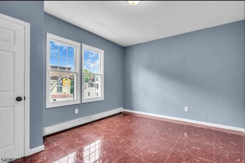 Irvington Twp., NJ 07111,568 Grove St