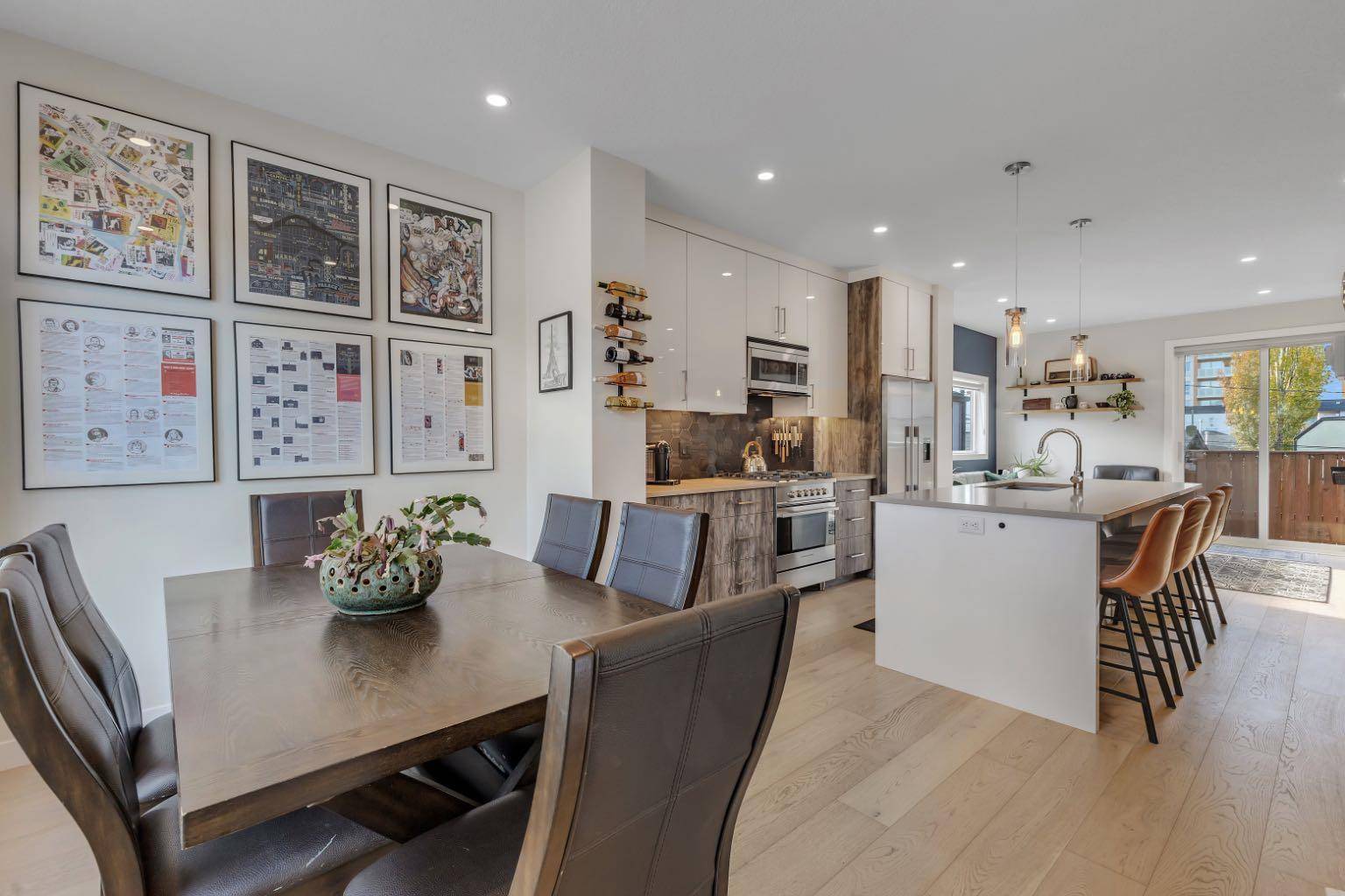 Calgary, AB T2S 1H7,5107 6 ST SW