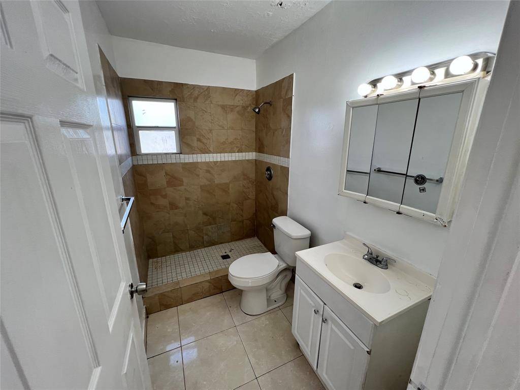 Lake Worth Beach, FL 33460,701 N J Street #C