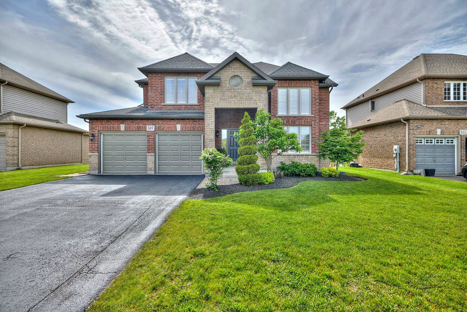 Fort Erie, ON L0S 1N0,507 Carrie AVE