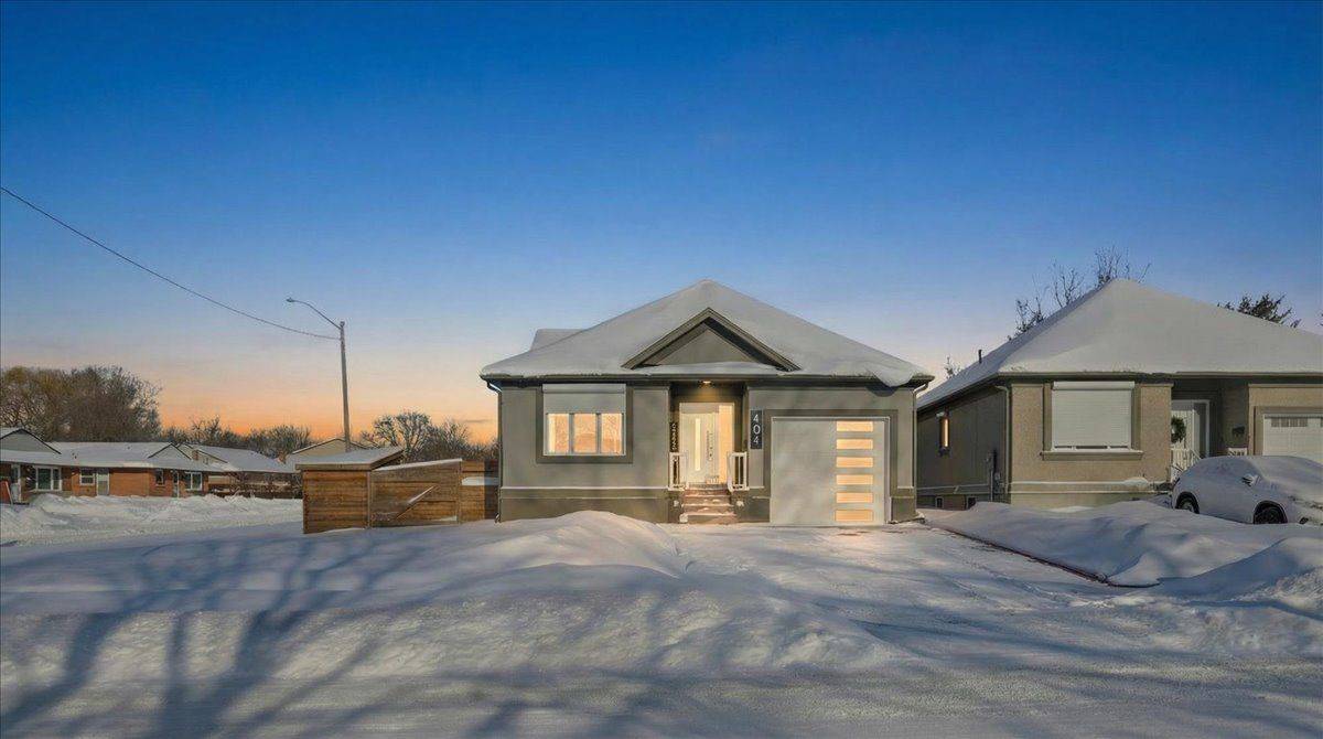 Cambridge, ON N3H 2P3,404 Montrose ST N