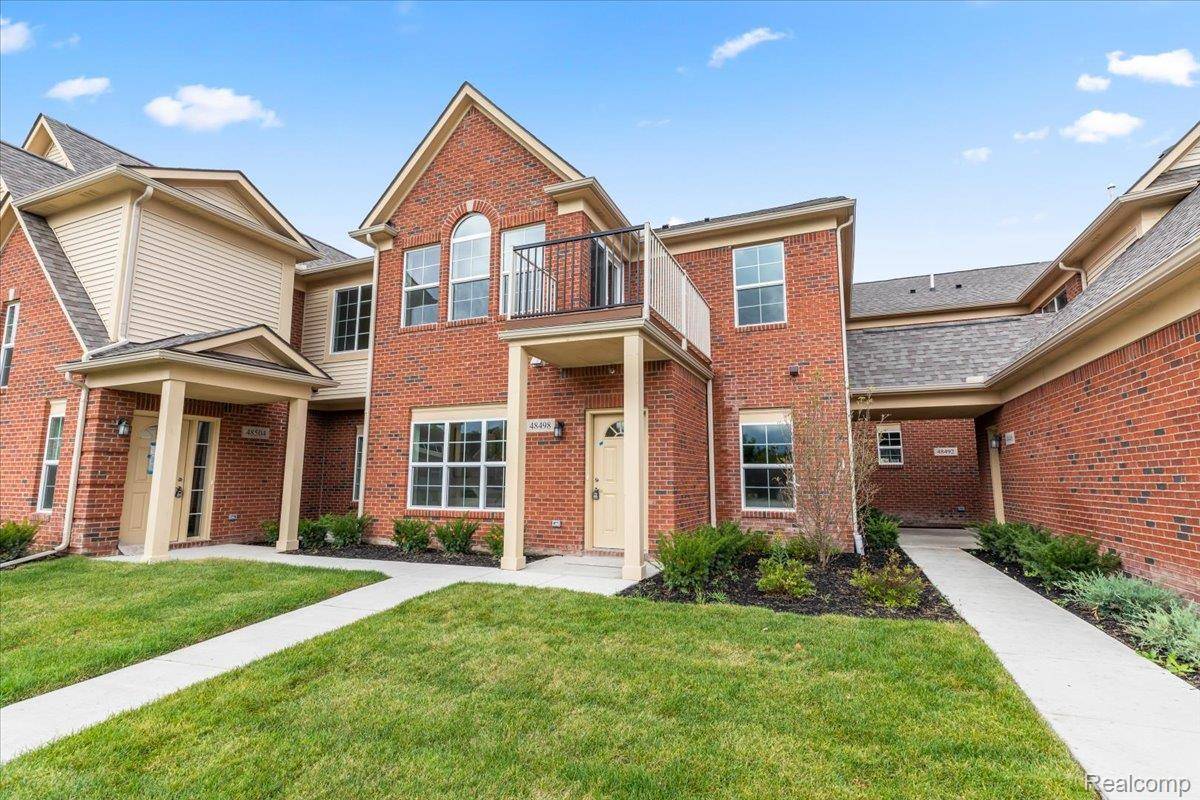 Canton, MI 48188,48510 Bridge Way #563