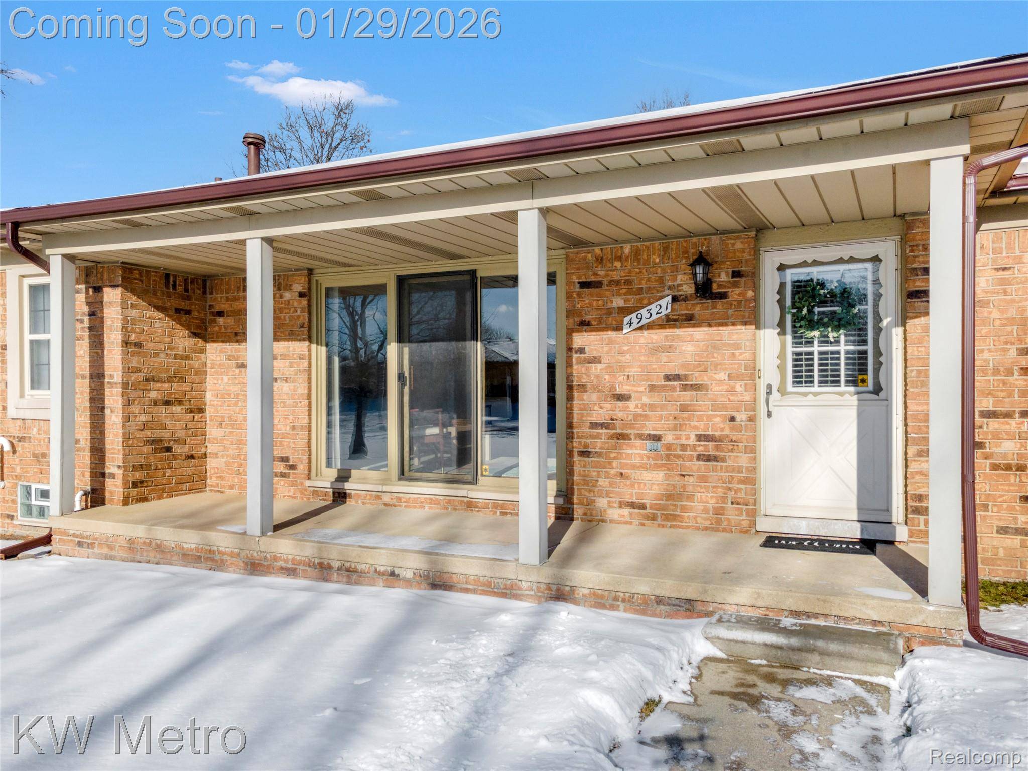 Utica, MI 48315,49321 Glasco CT