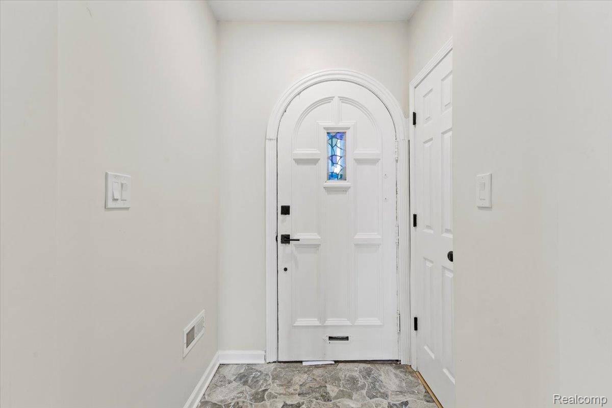 Detroit, MI 48238,4015 Glendale ST