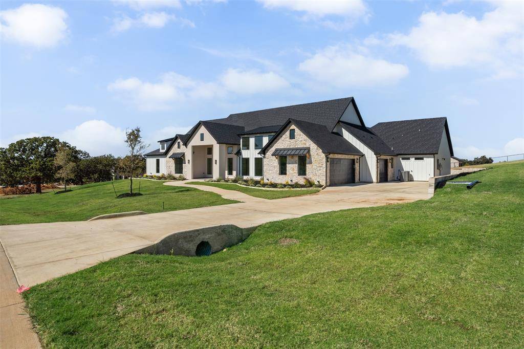 Burleson, TX 76028,305 Mint Ridge Drive