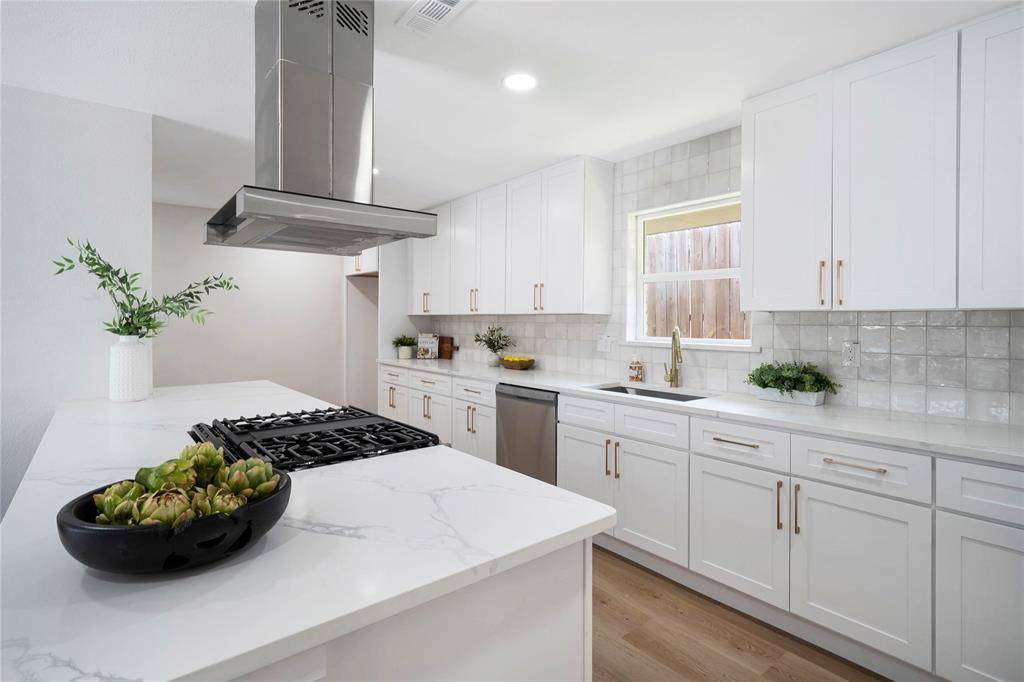 Dallas, TX 75238,10416 Church Road