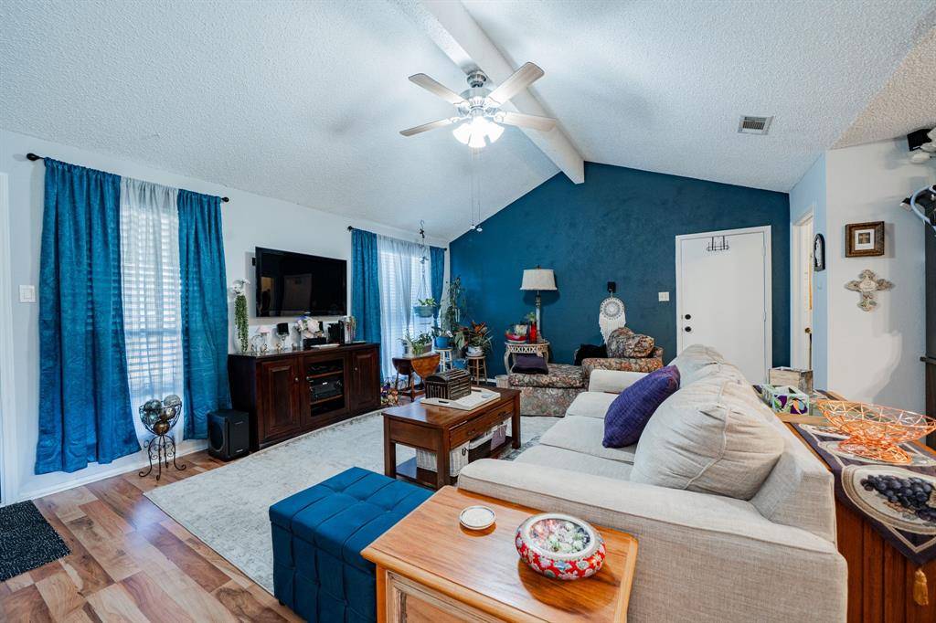 Mesquite, TX 75150,923 Courtney Drive