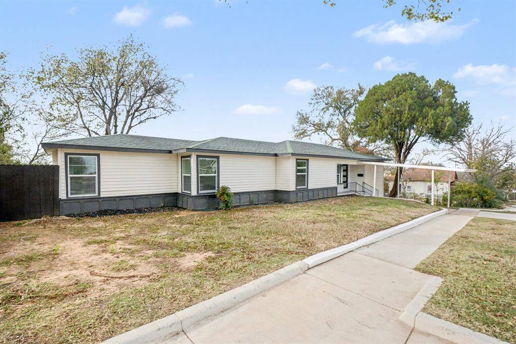 Fort Worth, TX 76104,928 Ash Crescent Street