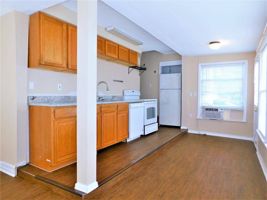 Denton, TX 76201,216 Maple Street #2