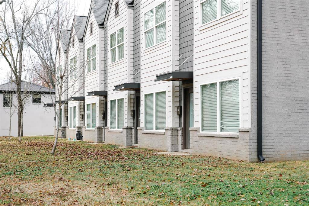 Texarkana, TX 75503,806 W 32nd Street