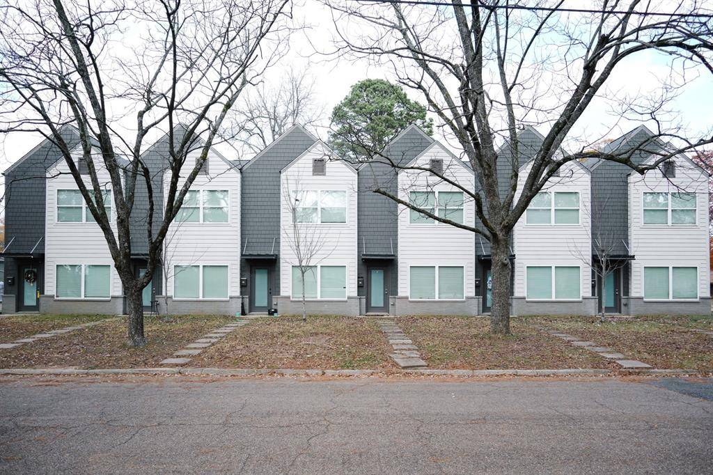 Texarkana, TX 75503,806 W 32nd Street