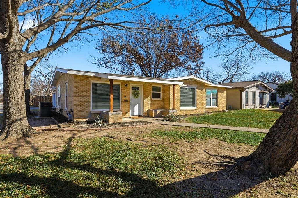 White Settlement, TX 76108,126 N Redford Lane #A