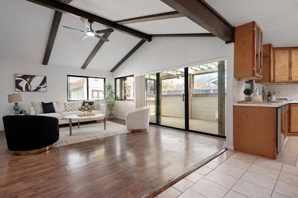 Grand Prairie, TX 75052,310 E Springdale Lane