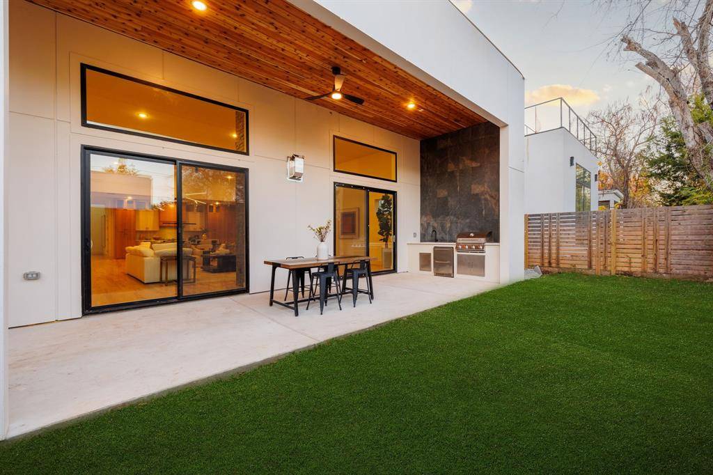 Dallas, TX 75209,3940 N Crest Haven Road