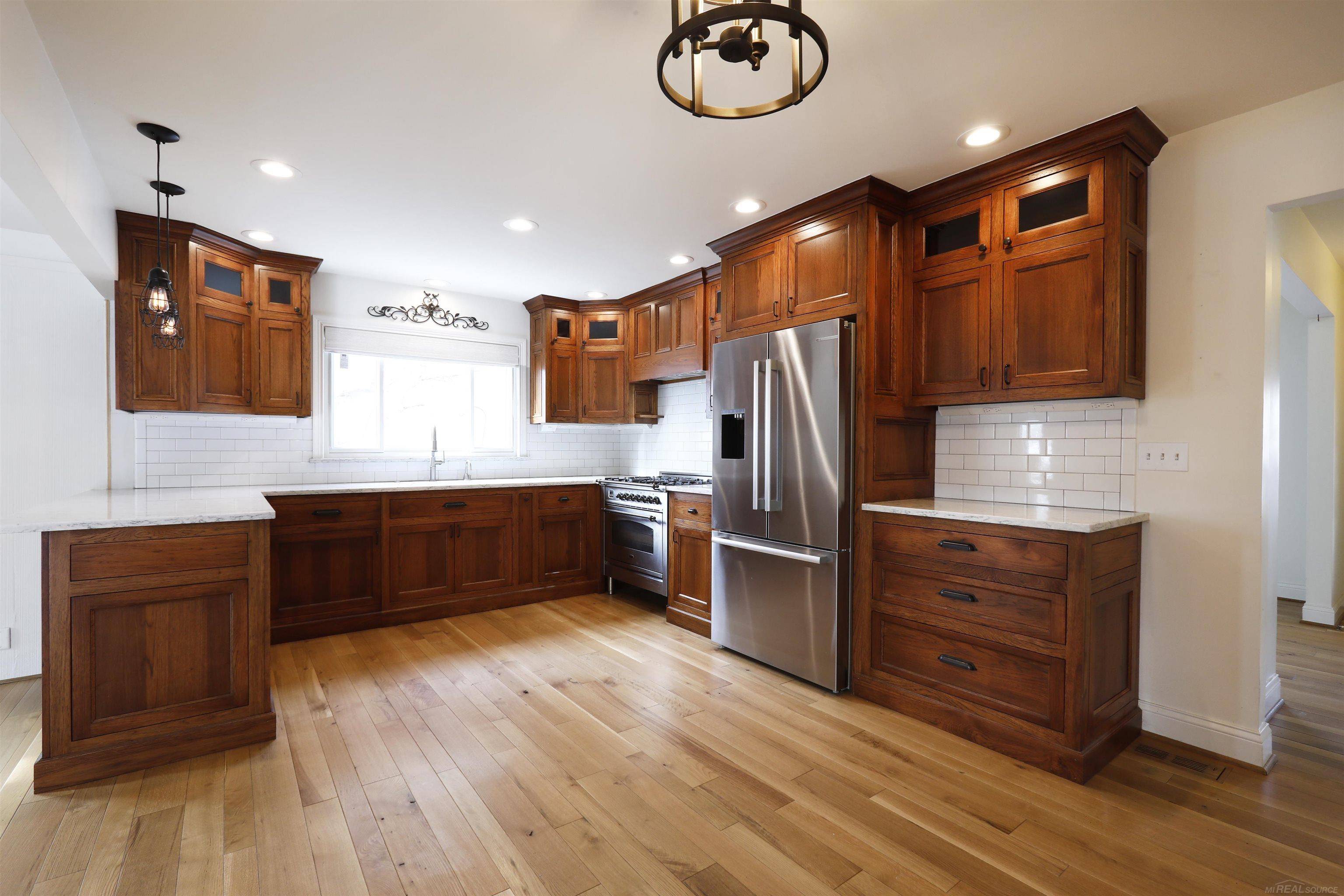 Chesterfield, MI 48051,27272 Karen Marie DR