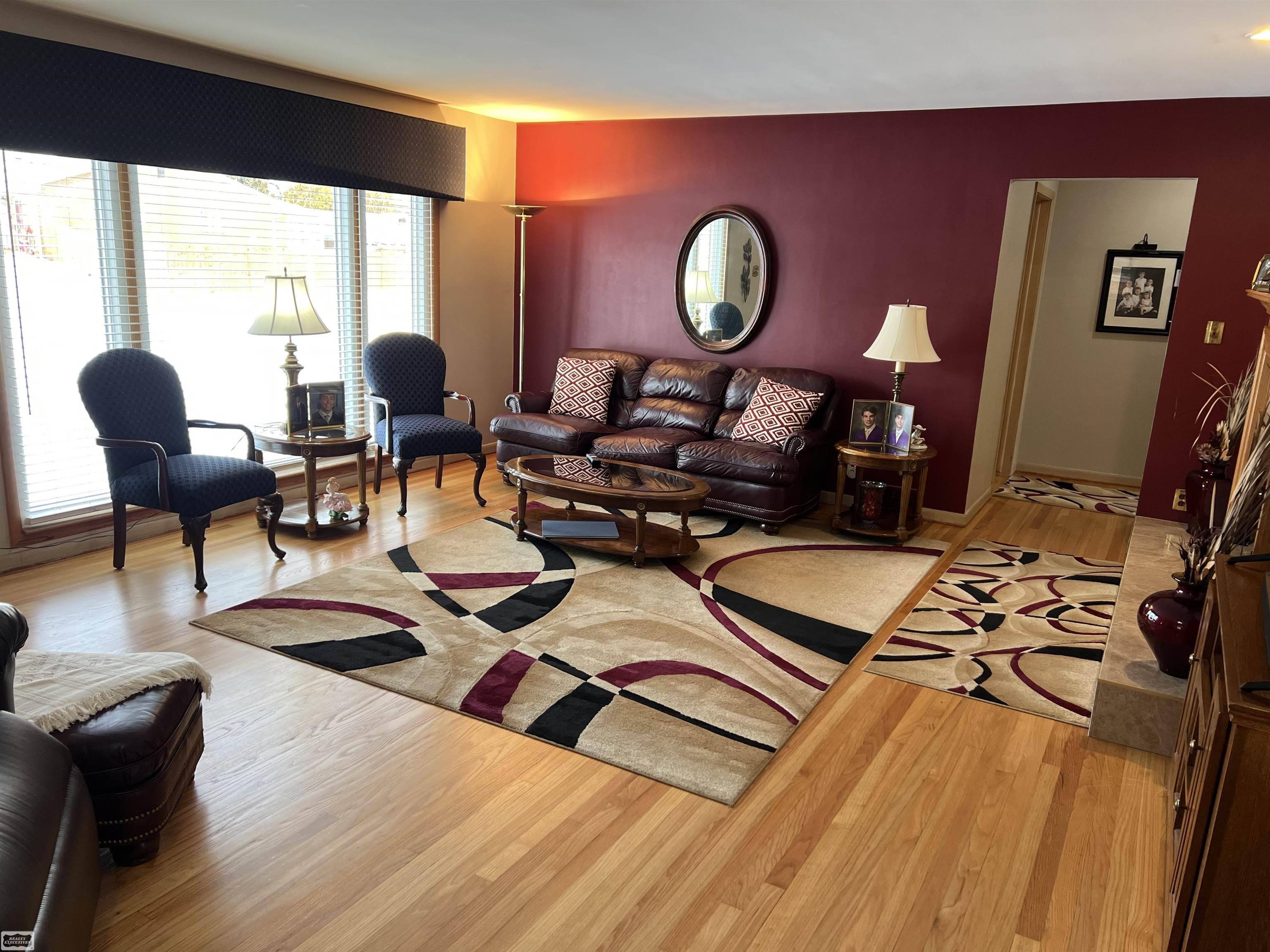 Saint Clair Shores, MI 48080,22832 Gary LN