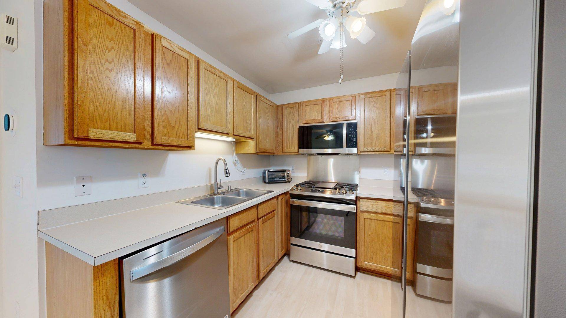 Ann Arbor, MI 48104,1906 Lindsay LN