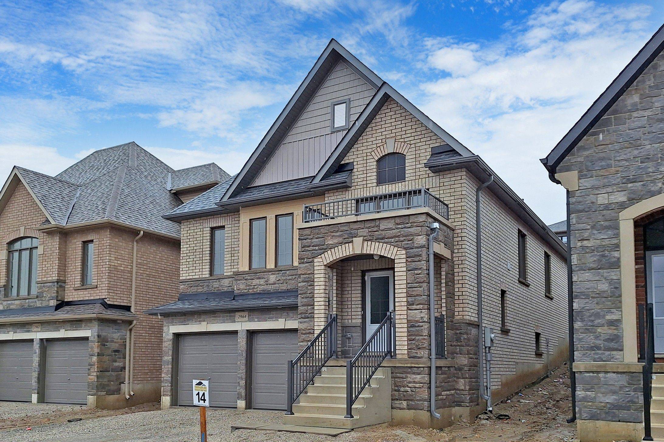 Orillia, ON L3V 8M8,2964 Monarch DR