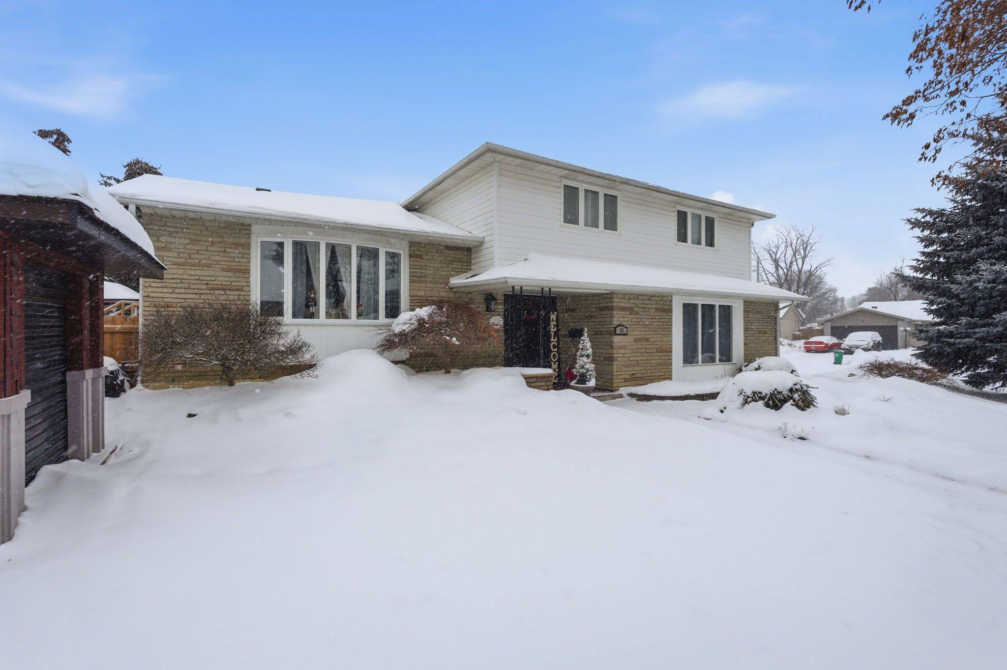 Brampton, ON L6W 1C7,13 Pine Tree CRES