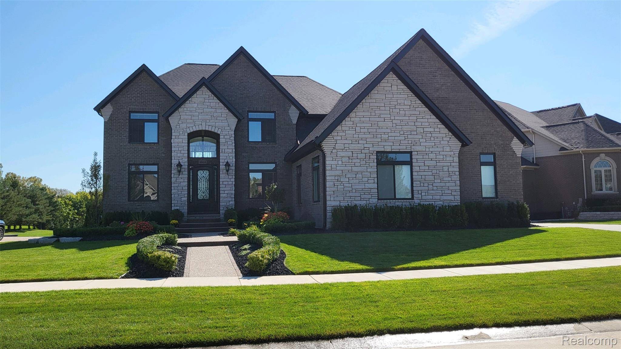 Macomb, MI 48042,16414 Via Mera