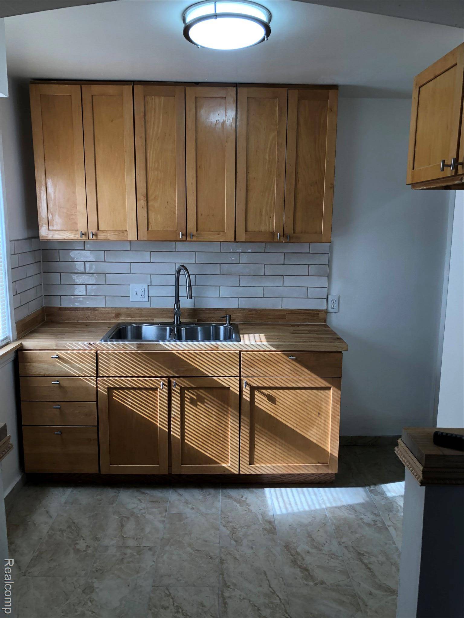 Detroit, MI 48203,18615 Orleans ST