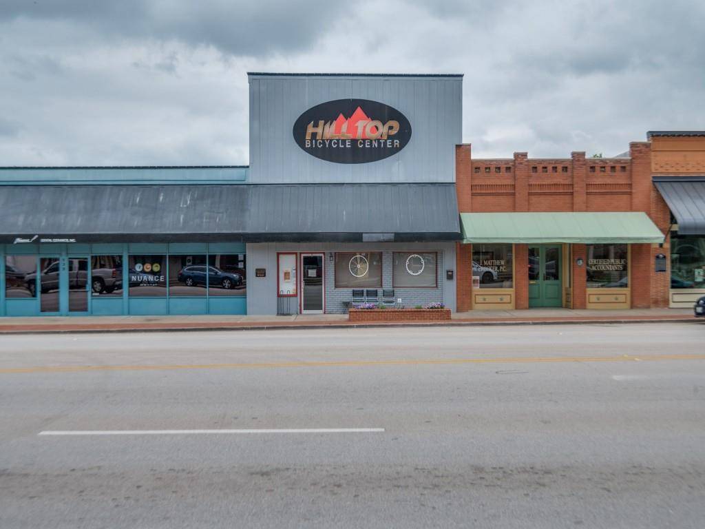 Mansfield, TX 76051,130 N Main Street