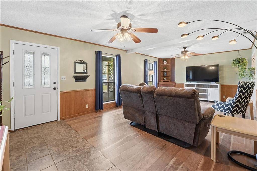 Grand Saline, TX 75140,150 Vz County Road 1830