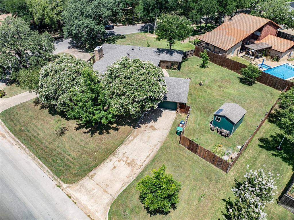 2016 Pembrooke Place, Denton, TX 76205